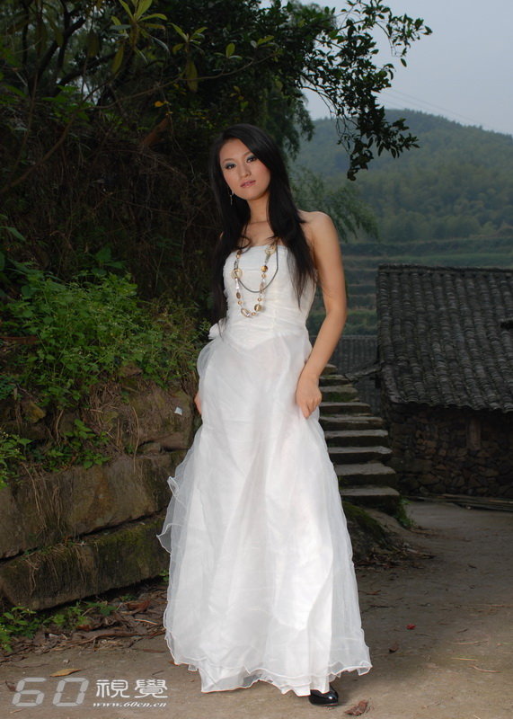 婚纱博客_动漫婚纱情侣头像(2)